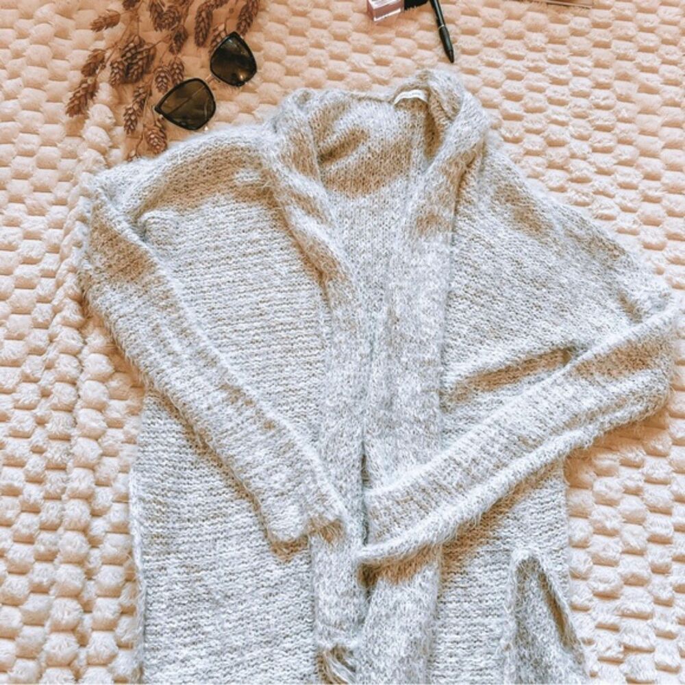 Abercrombie & Fitch Gray Women's Cardigan